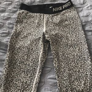 Nike pro leggings